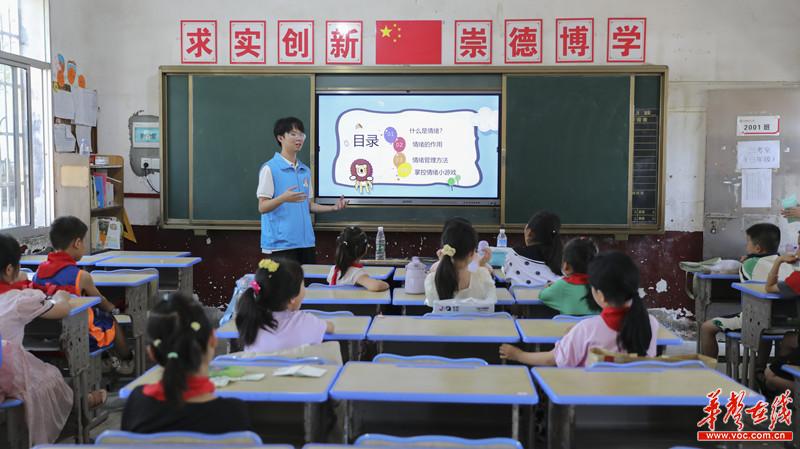 1688973232687323.jpg 1688973232687323.jpg