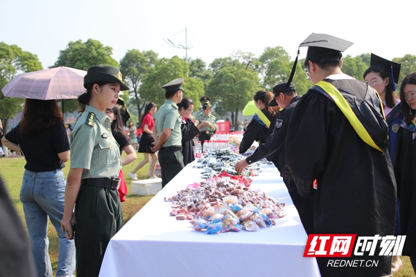 IMG_2296.JPG IMG_2296.JPG