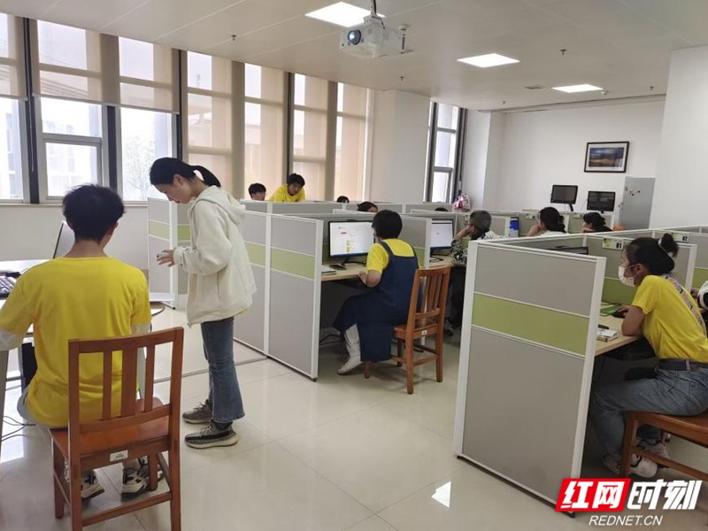 图片4.jpg 图片4.jpg