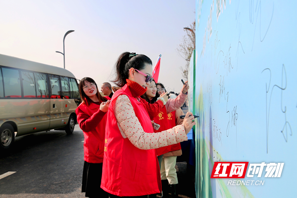 图片2_副本.png 图片2_副本.png