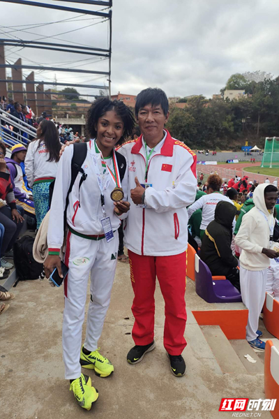 图片8.jpg 图片8.jpg