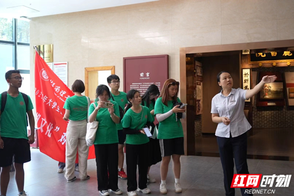 图片2.jpg 图片2.jpg