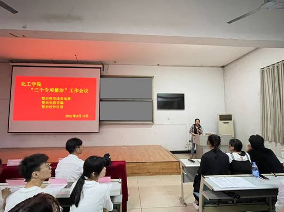 5675D721E451F40D4077CFBE2DF69E93