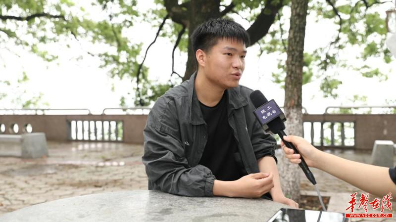 1681984275526831.jpg 1681984275526831.jpg