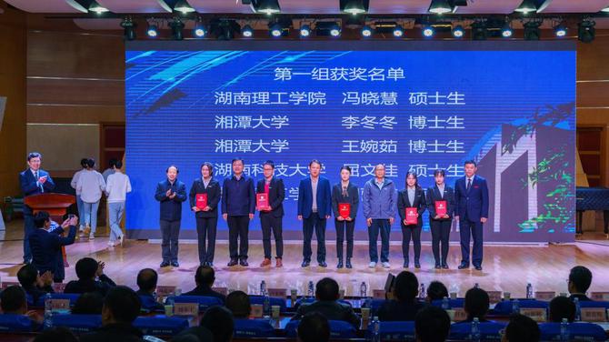 79FFD7244F255B6DBD528111972_54B9C976_1AA31 79FFD7244F255B6DBD528111972_54B9C976_1AA31